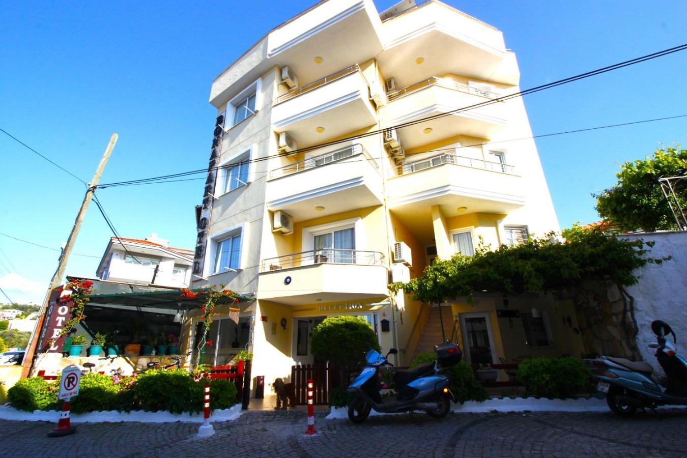 Bonapart Hotel Çeşme 외부 사진