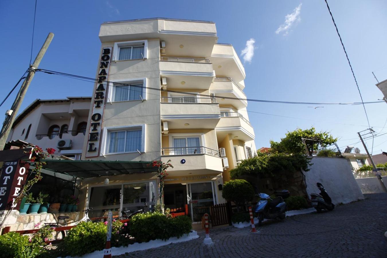 Bonapart Hotel Çeşme 외부 사진
