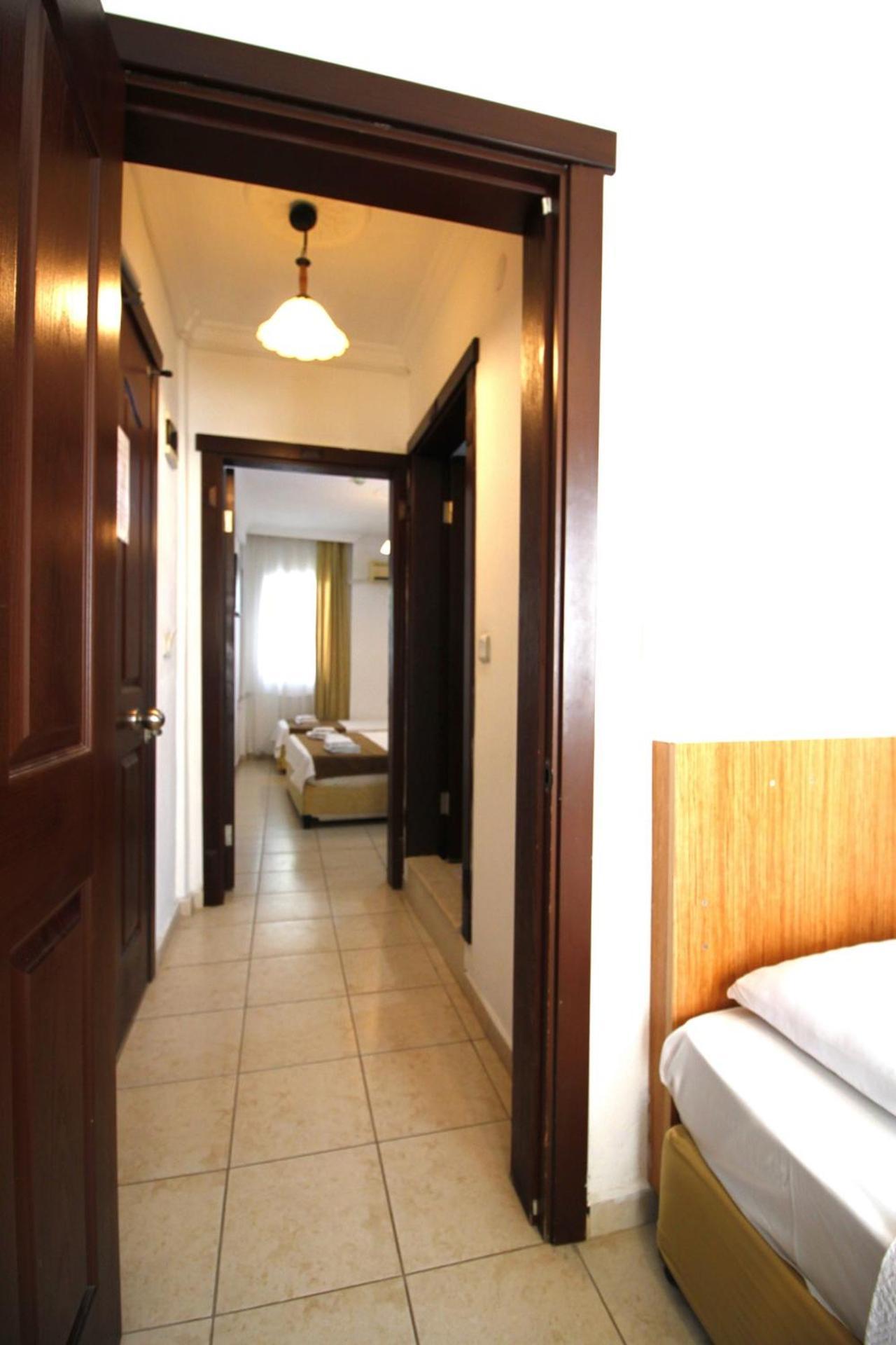 Bonapart Hotel Çeşme 외부 사진